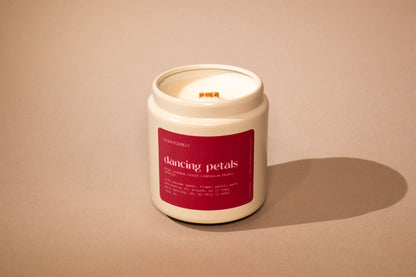 dancing petals wood wick candle